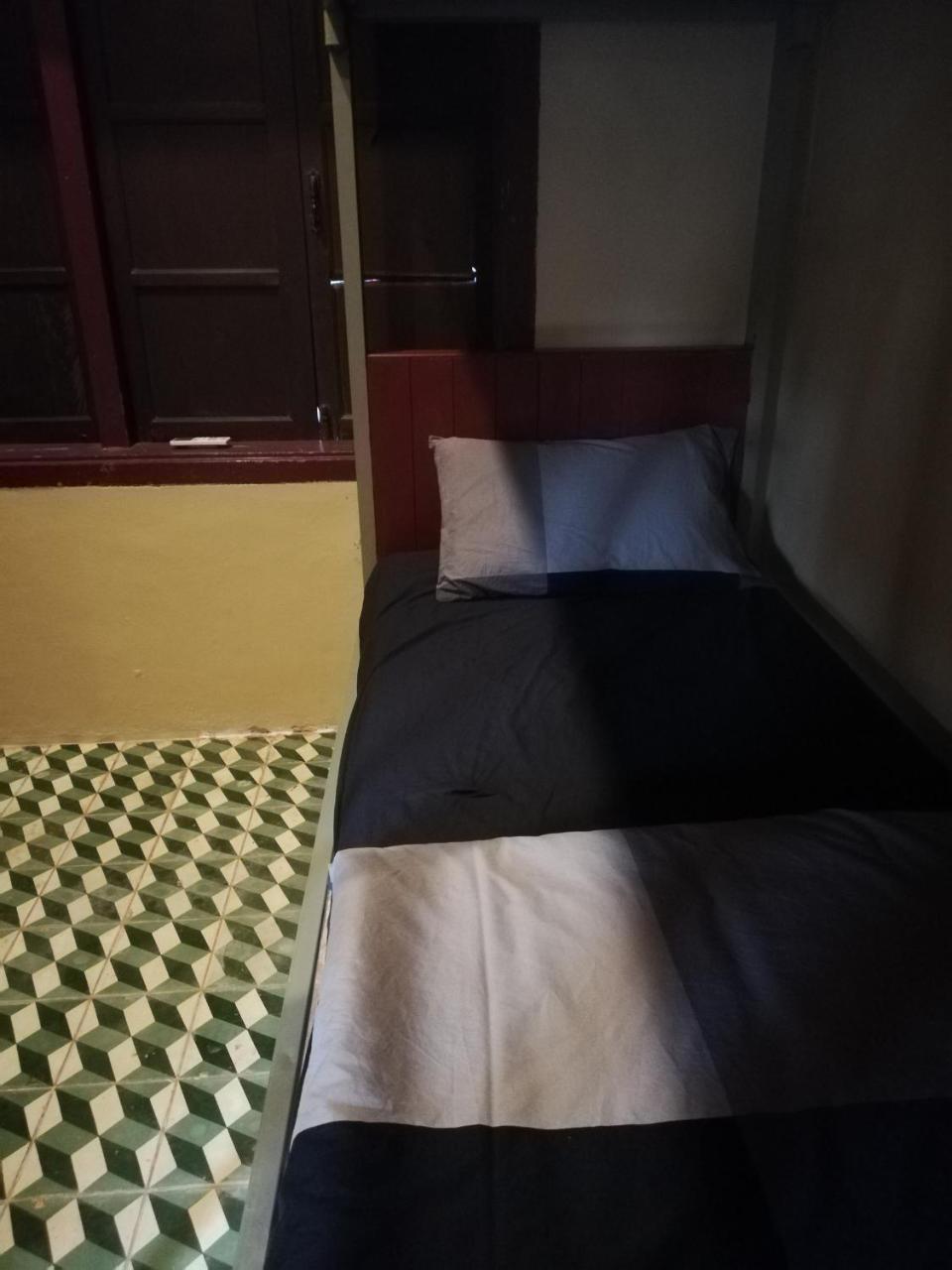 Bike&Bed Hostel Тхахек Екстериор снимка